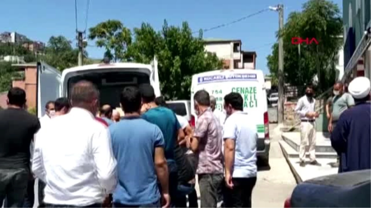 KOCAELİ Halk otobüsünün altında kalan çocuk son yolculuğuna uğurlandı