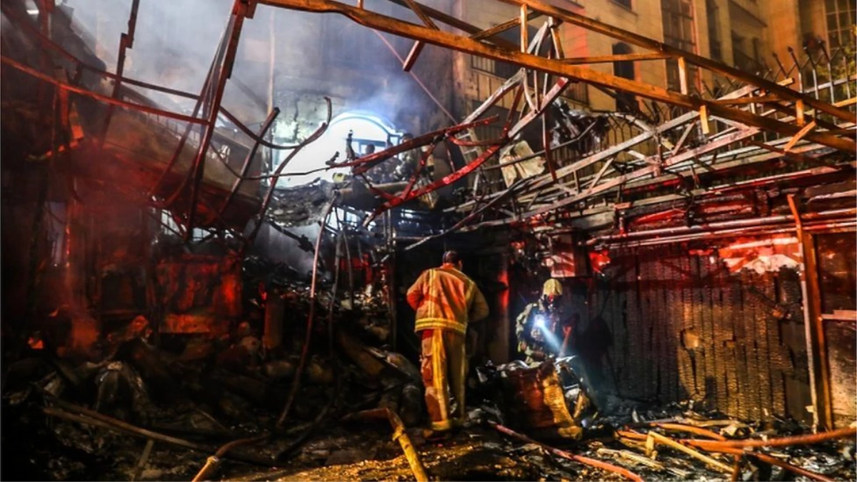 Tahran\'da bir klinikte patlama: \'En az 19 kişi hayatını kaybetti\'