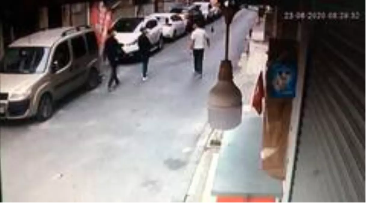 Son dakika haber | Bilgisayarları cam atarak çaldılar