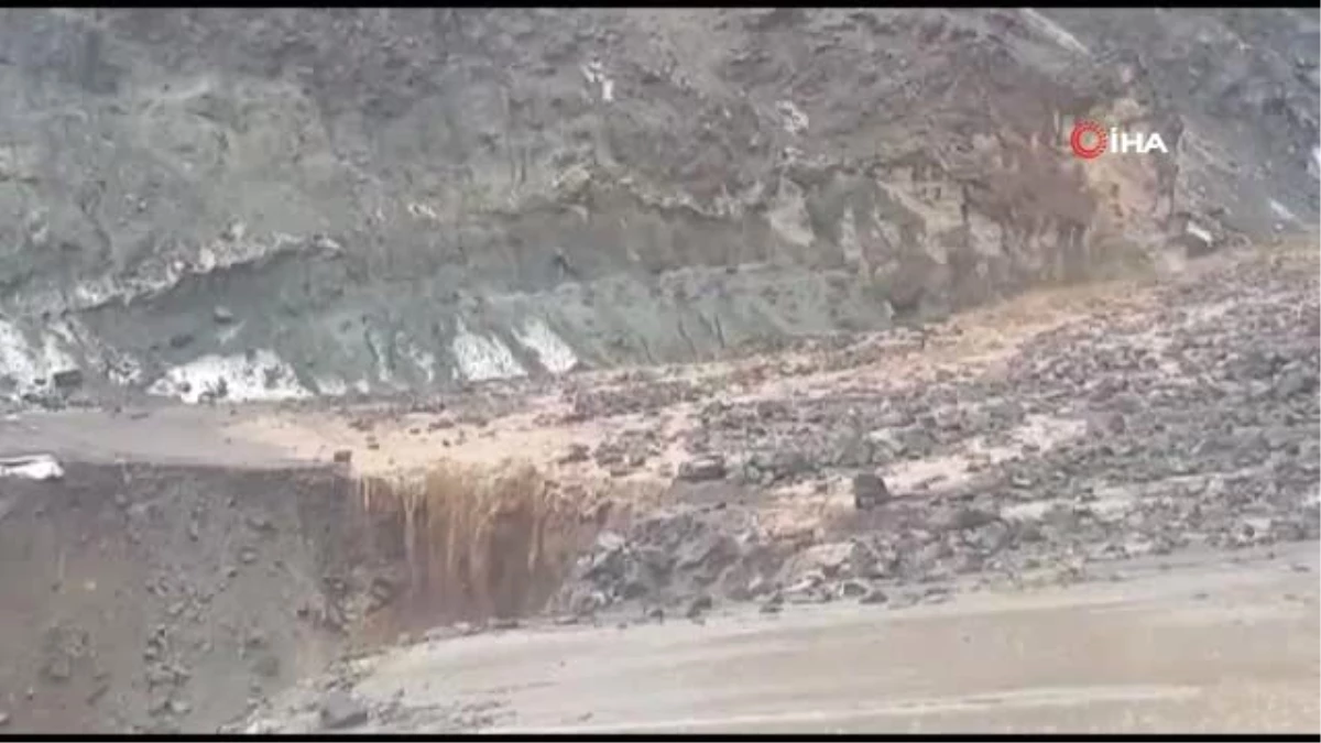 Erzincan\'da sağanak yağış sel ve heyelana neden oldu