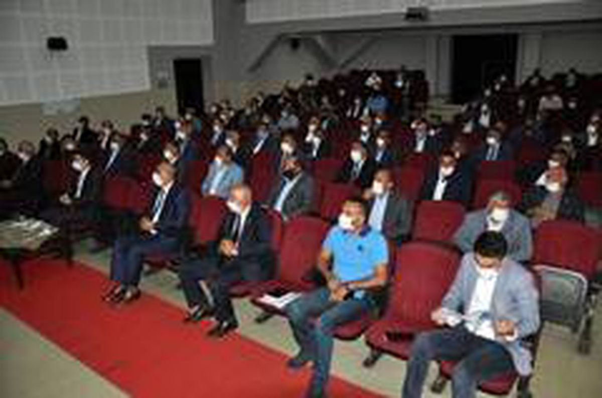 Kars\'ta Vali Öksüz Başkanlığı\'nda KÖYDES toplantısı yapıldı