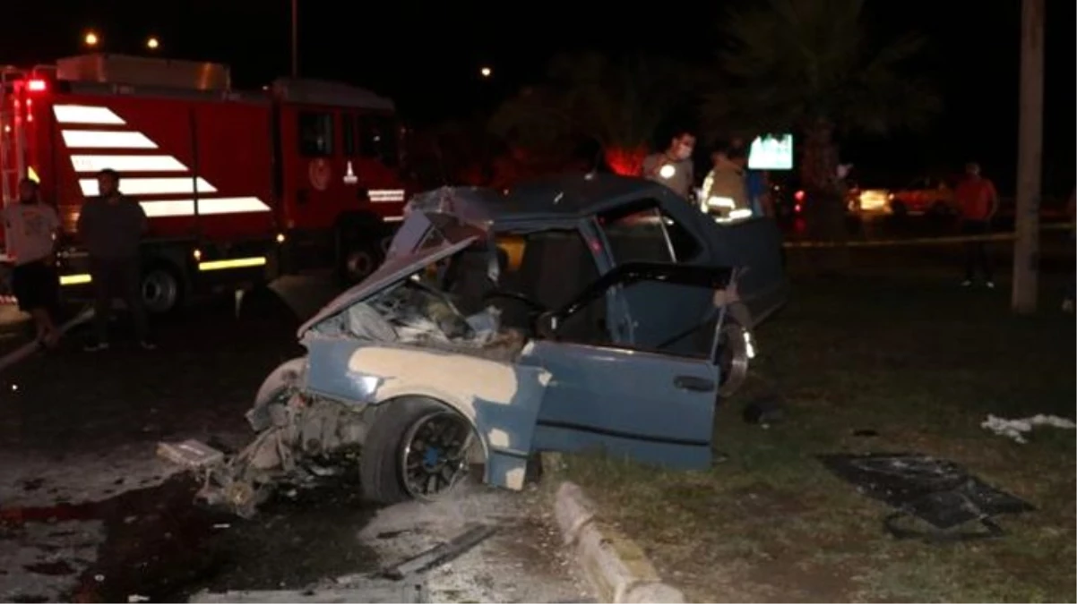 İzmir\'deki korkunç kazada 5 kişi yaralanırken perte çıkan araç, hamile kadına mezar oldu