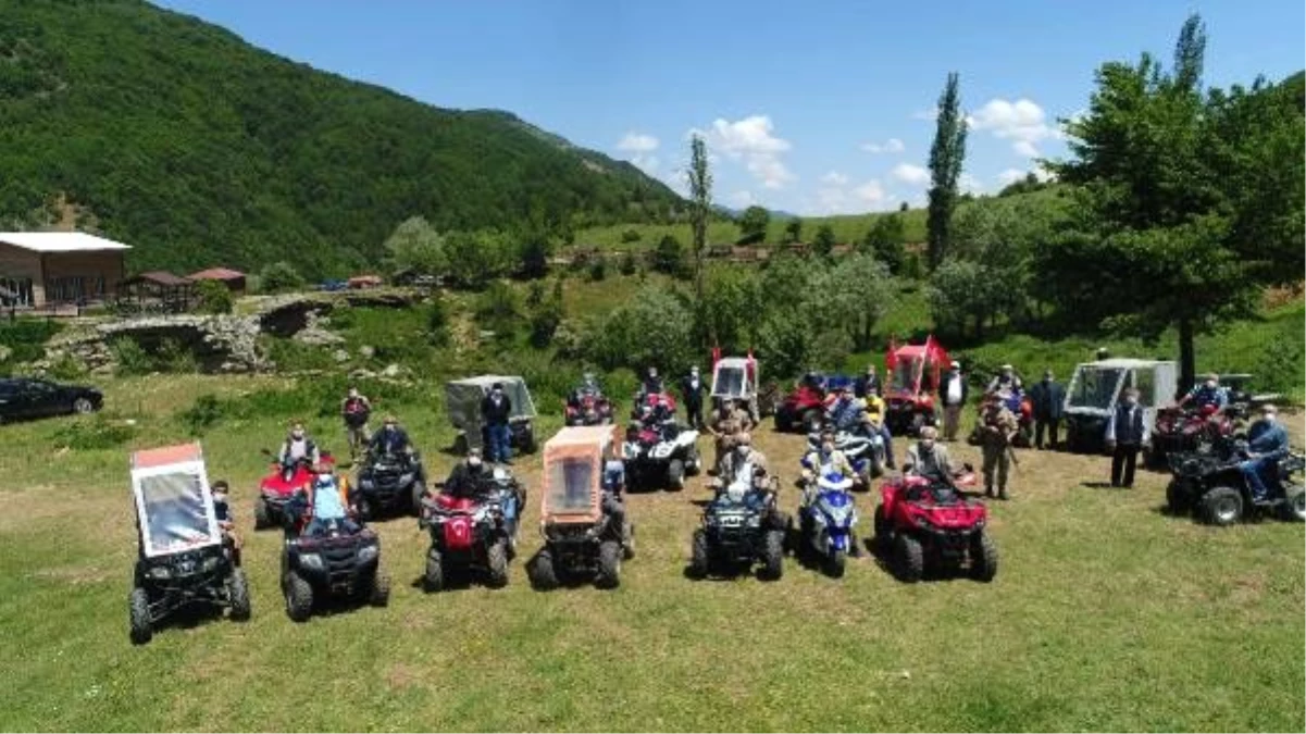 Sivas\'ta, yaşlılar için ATV motorlarıyla moral gezisi