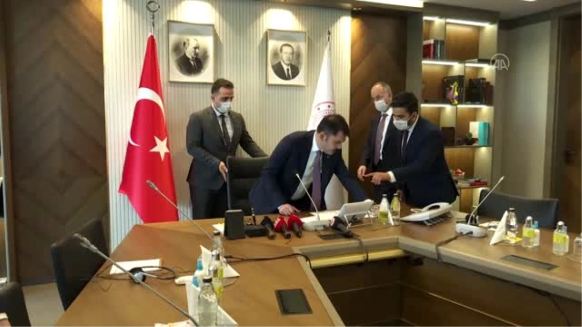 Arnavutluk\'a "afet konutu" yapımı iş birliği sözleşmesi imzalandı