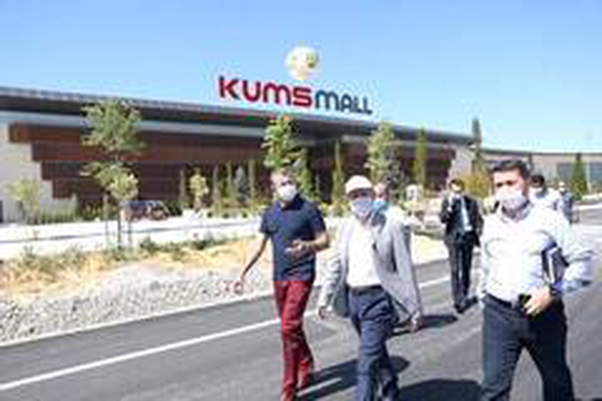 Başkan Çolakbayrakdar KUMSMALL\'ı ziyaret etti