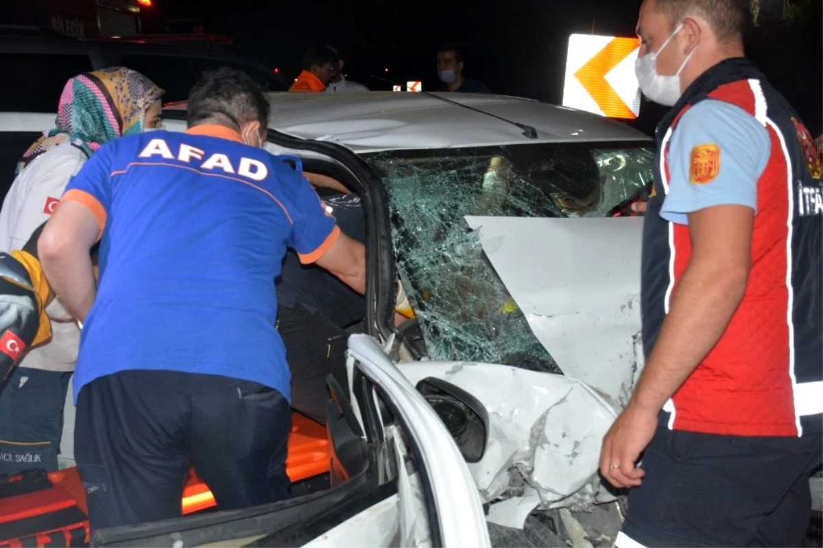 Bilecik\'te meydana gelen trafik kazasında 6 kişi yaralandı