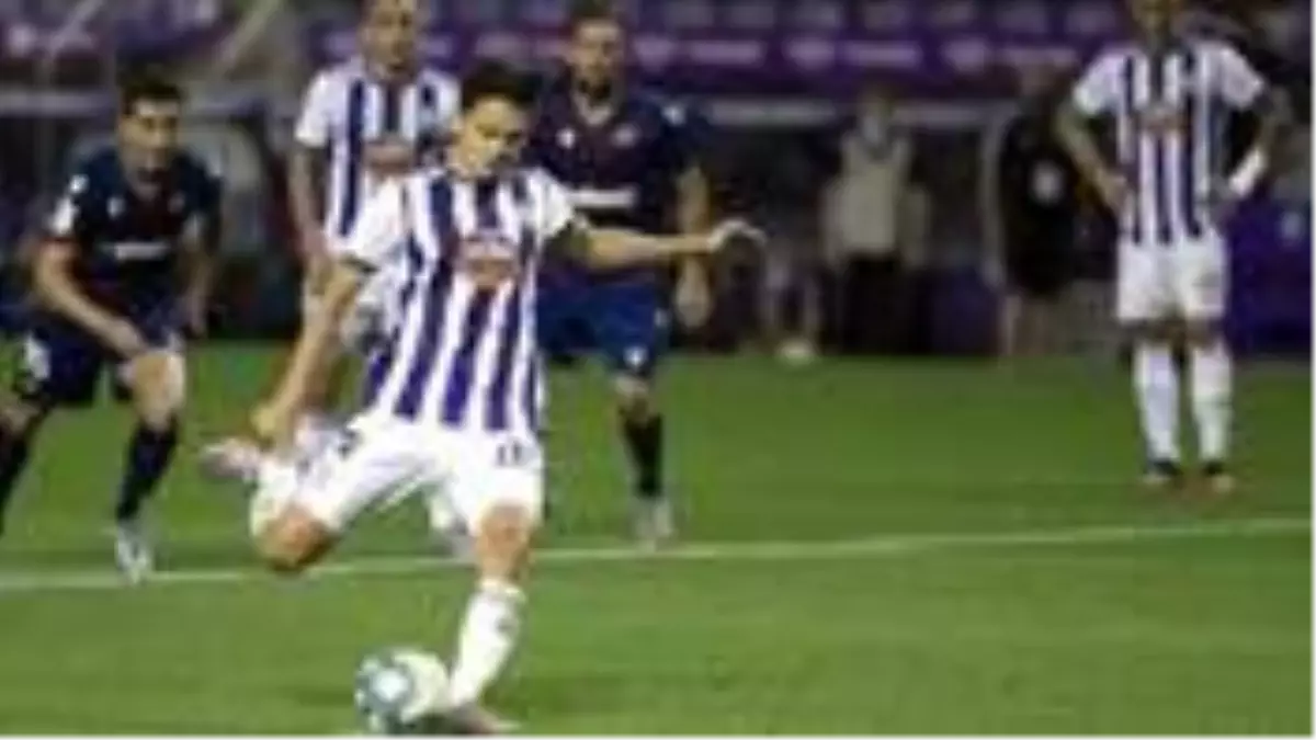 Enes Ünal, 90+7\'de kaçırdığı penaltıyla Valladolid\'i galibiyetten etti