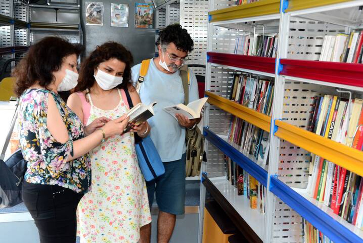 Kocaeli\'nin Gezici Kütüphanesi var