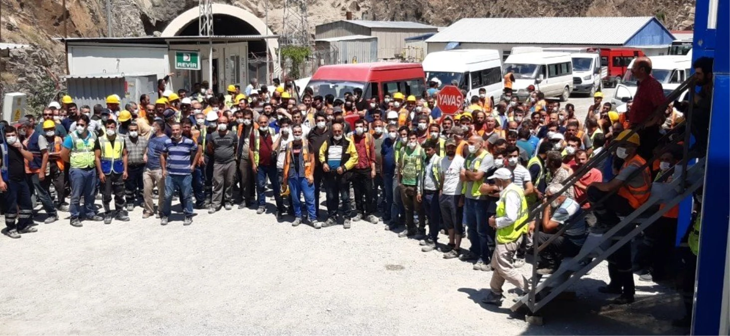 Türkiye\'nin en yüksek barajında "Corona" molası