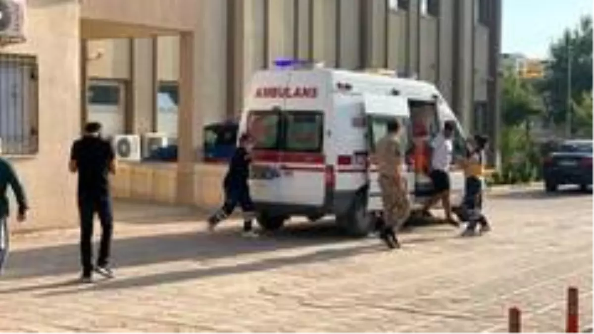 Boğulma tehlikesi geçiren genç hastaneye kaldırıldı