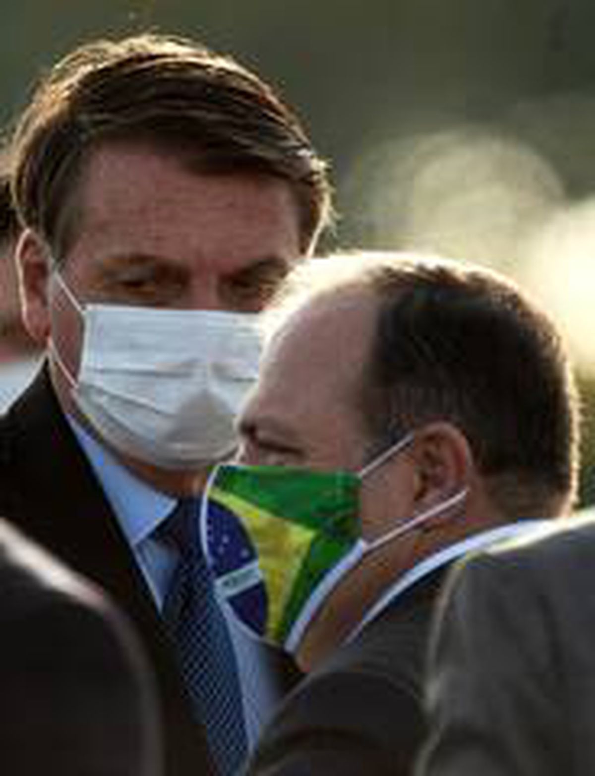 Brezilya Devlet Başkanı Bolsonaro, zorunlu maske takma yasa tasarısını veto etti