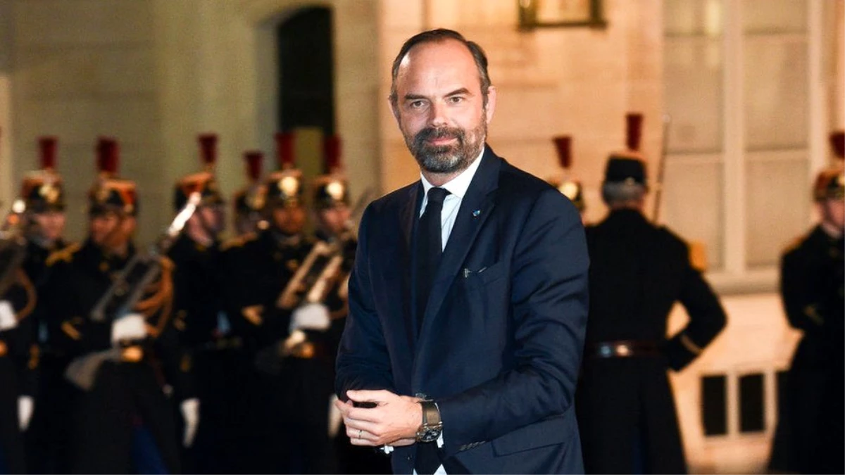 Fransa\'da Başbakan Edouard Philippe istifa etti