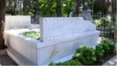 Kemal Sunal Kabri Basinda Anildi Son Dakika