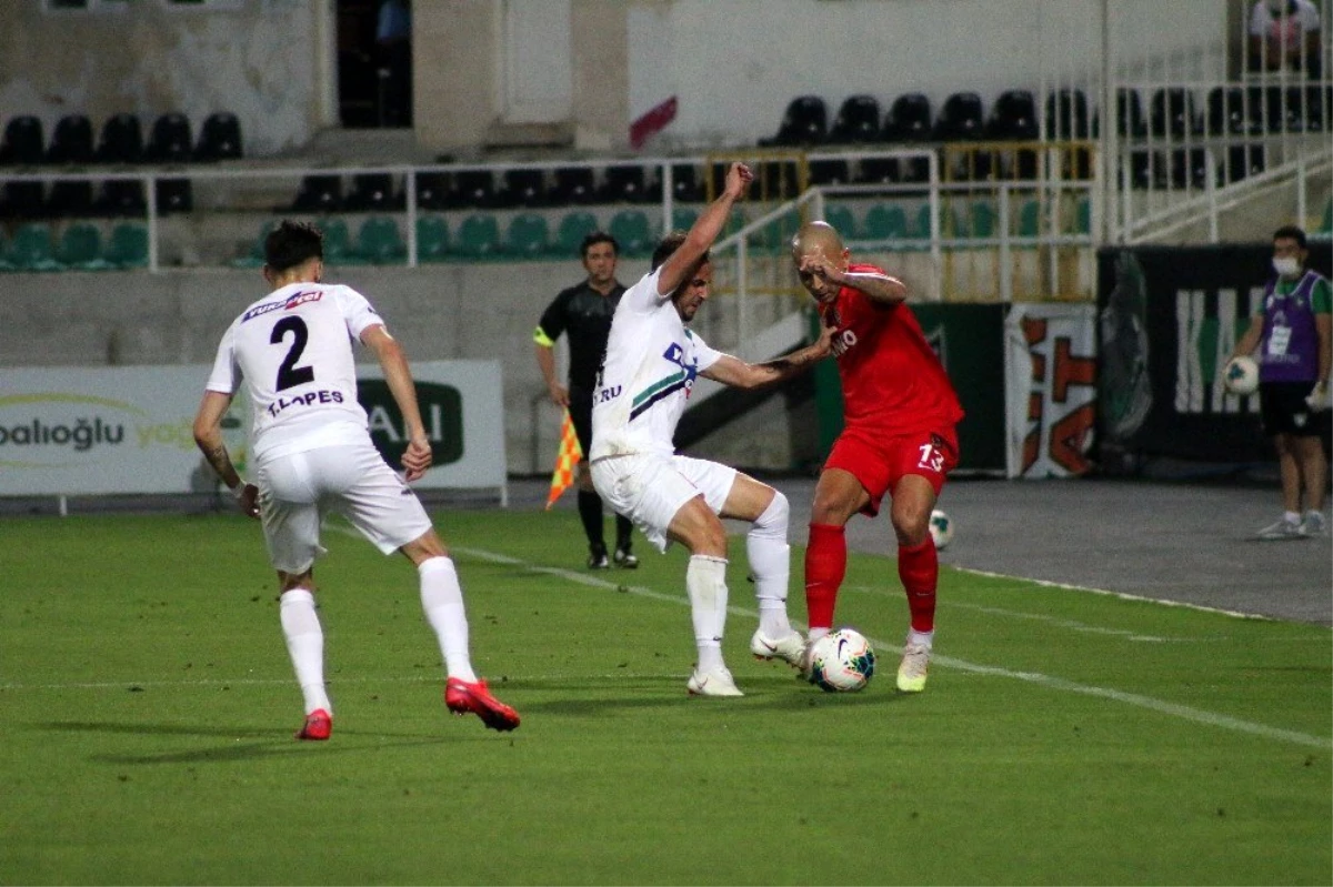 Süper Lig: Denizlispor: 0 Gaziantep FK: 1 (İlk yarı)