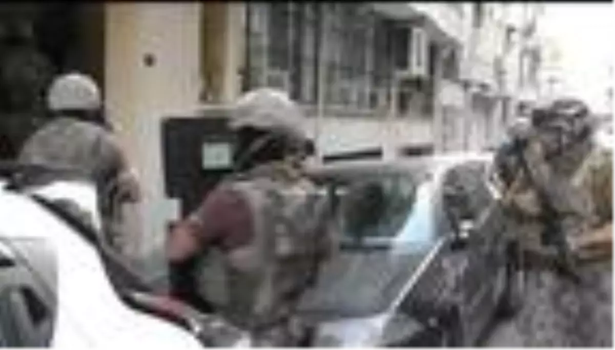 Uyuşturucu çetesine operasyonda 49 tutuklama