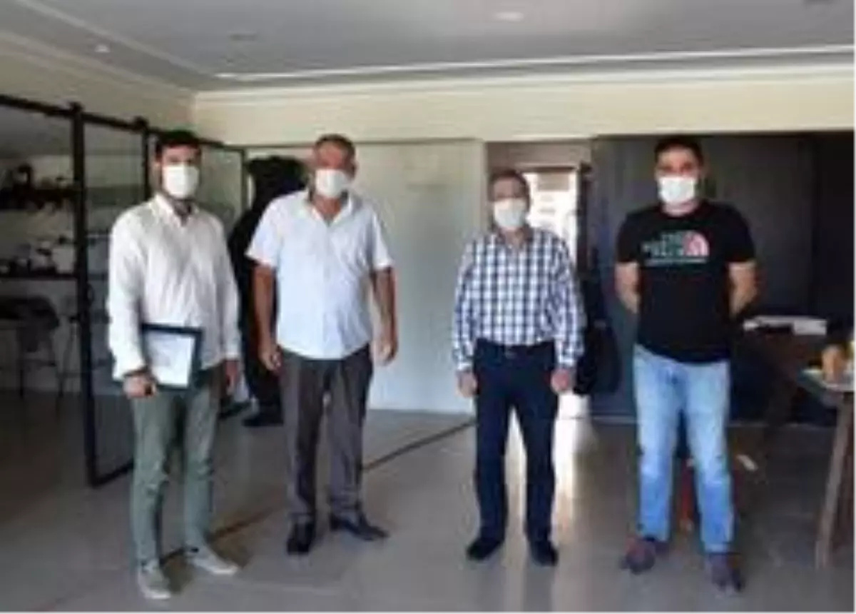 Başkan Ataç\'tan genç heykeltıraşlara ziyaret