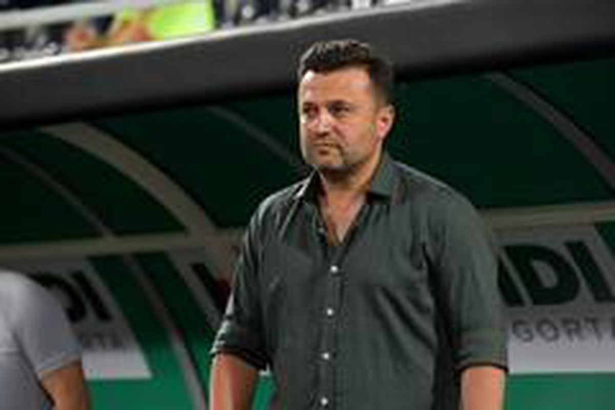 Denizlispor\'da Bülent Uygun ile yollar ayrıldı