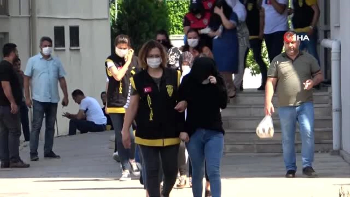 Durumu kötü olan üniversite öğrencilerine fuhuş yaptırıyor iddiası: 17 kişi adliyeye sevk edildi