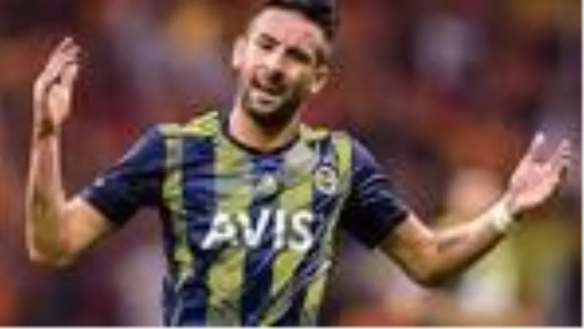 Fenerbahçe\'den ayrılan Mauricio Isla\'ya komşudan transfer çağrısı!