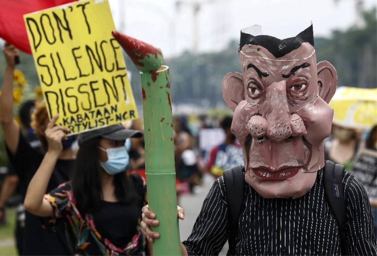 Filipinler\'de terörizmle mücadele yasası protestoların fitilini ateşledi