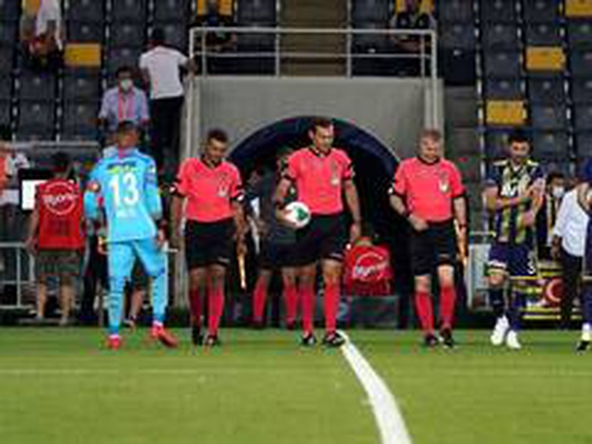 Süper Lig: Fenerbahçe: 1 Göztepe: 0 (Maç devam ediyor)
