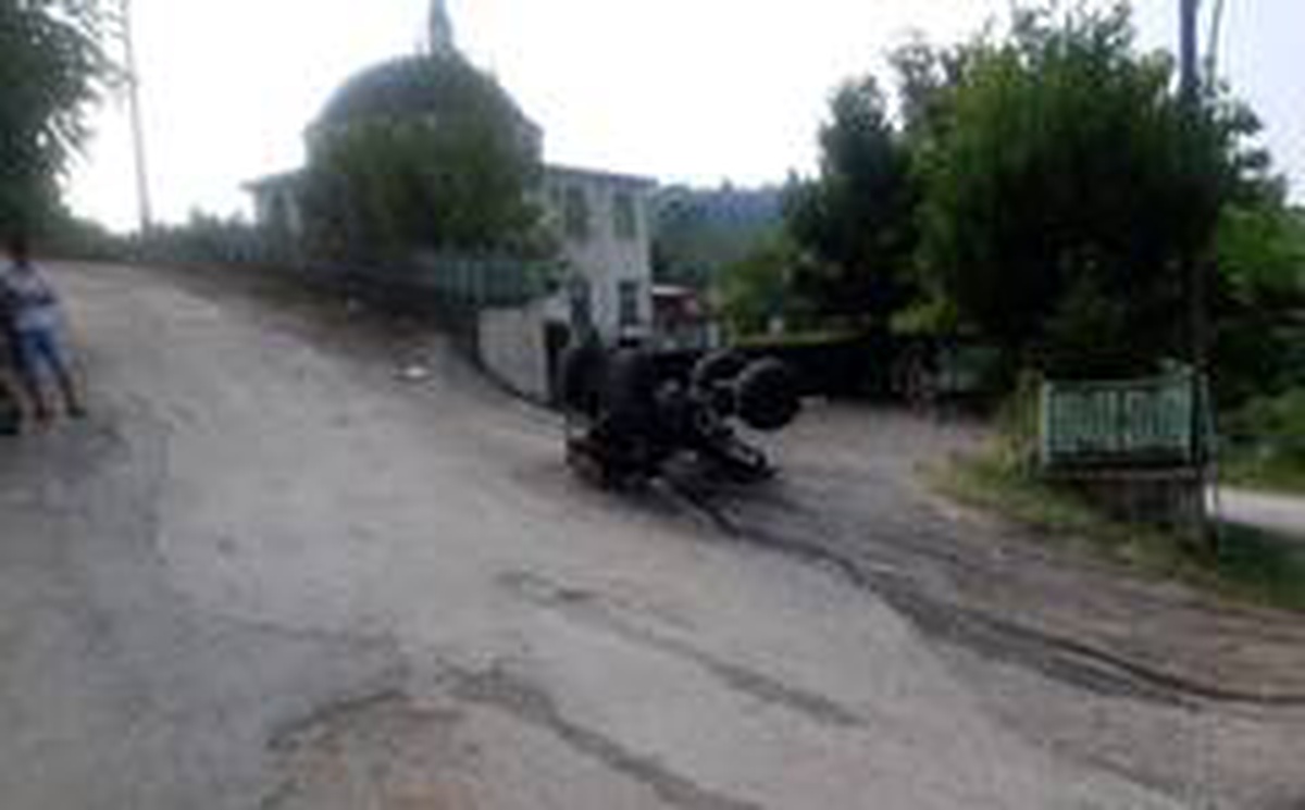 Düzce\'de ATV takla attı: 3\'ü çocuk 5 yaralı