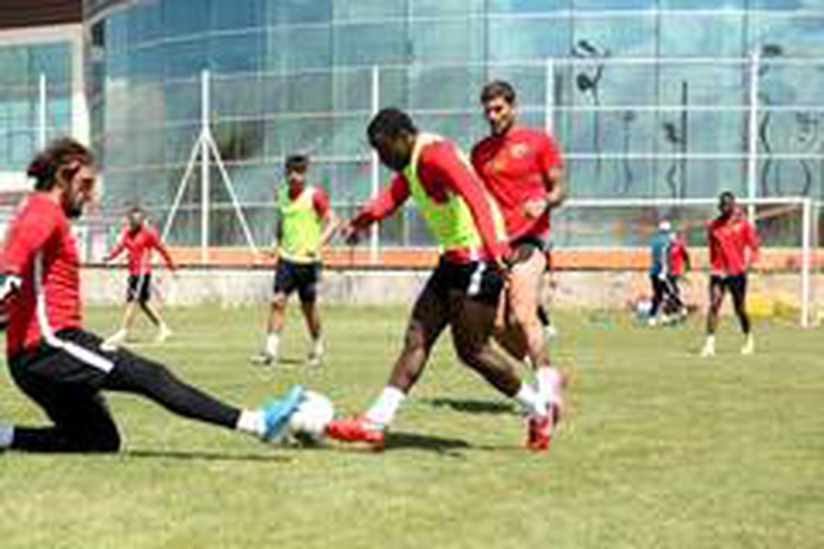 Kayserispor\'da testler negatif çıktı
