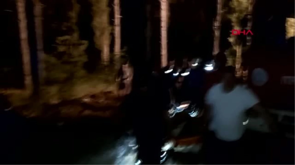 Antalya\'da mağarada mahsur kalan 3 kişiden 2\'si kurtarıldı