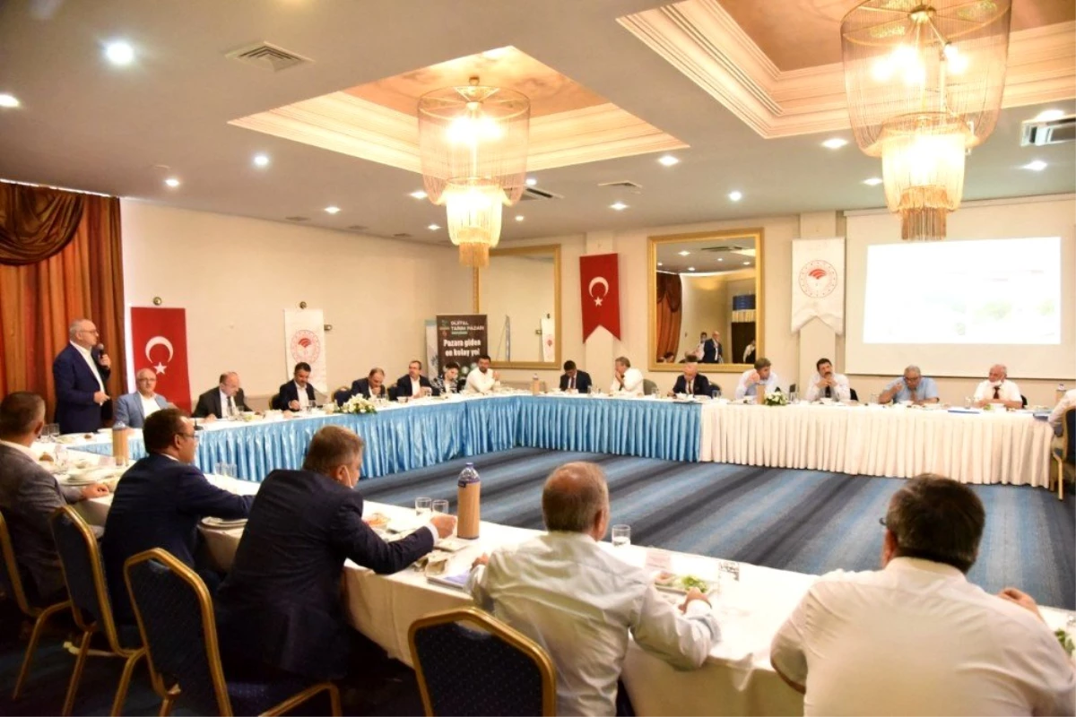 Başkan Ergün, Bakan Pakdemirli\'ye Büyükşehir\'in yatırımlarını anlattı