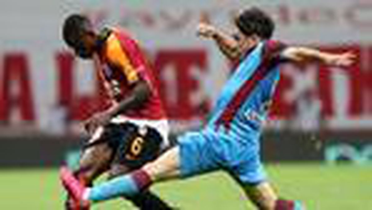 Jean Michael Seri\'den sitem: \'Galatasaray böyle olmamalı\'
