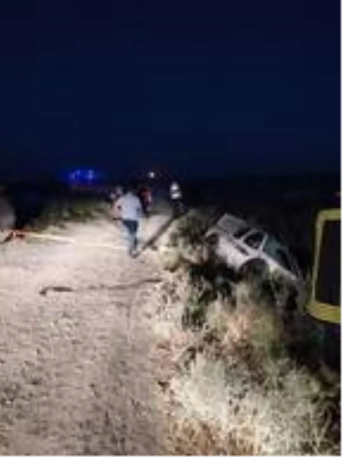 Konya\'da kamyonet, sulama kanalına devrildi: 2 Afgan öldü