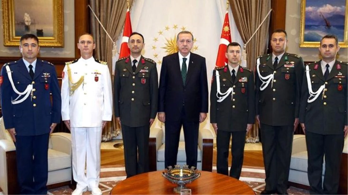 15 Temmuz\'da Erdoğan\'ın yerini FETÖ\'cülere söylediği için yargılanan 3 yaver, tahliye edildi