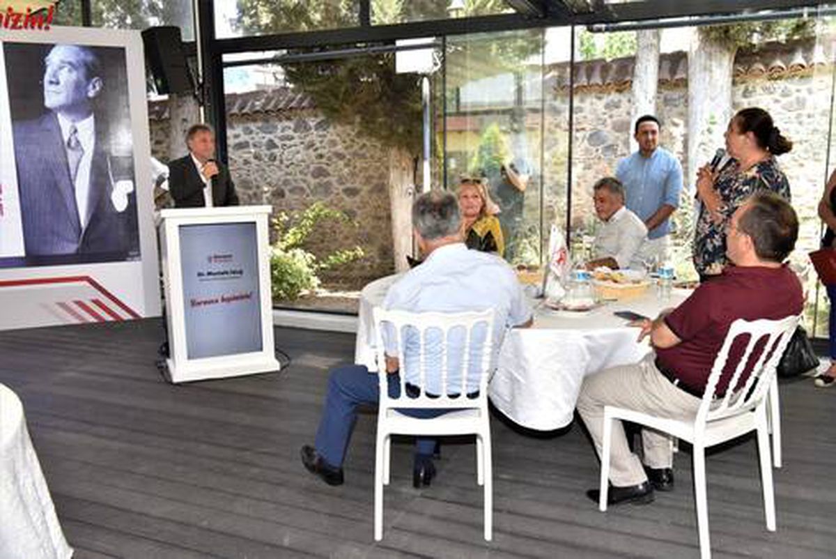 Başkan İduğ, İZKON toplantısında projelerini anlattı