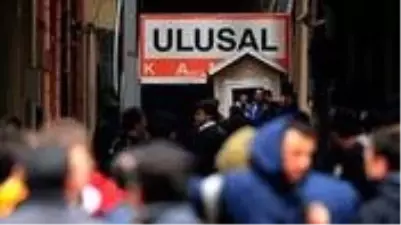 Dogu Perincek Canli Yayindayken Ulusal Kanal Da Yangin Cikti Son Dakika
