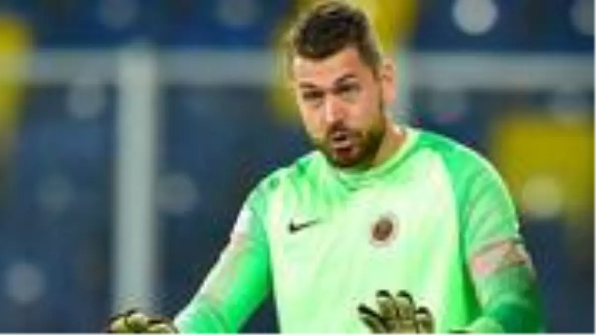 Genclerbirligi Kalecisi Nordfeldt Fenerbahce Maci Oncesinde Isinirken Sakatlandi Son Dakika Spor