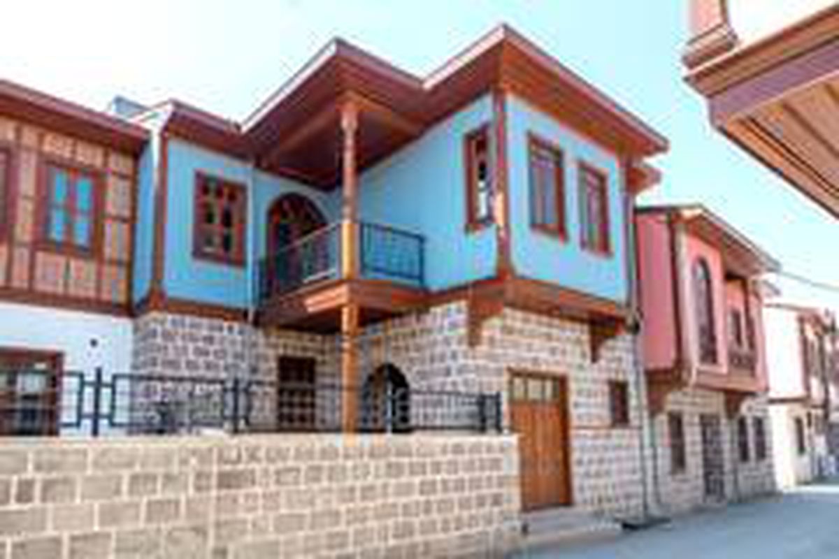 Ankara\'da tarihi konaklar satışa çıkarıldı