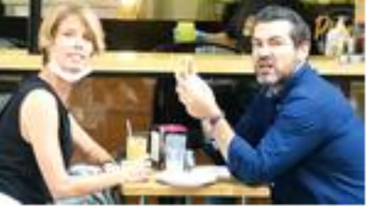 Begüm Özbek yıllar sonra ortaya çıktı