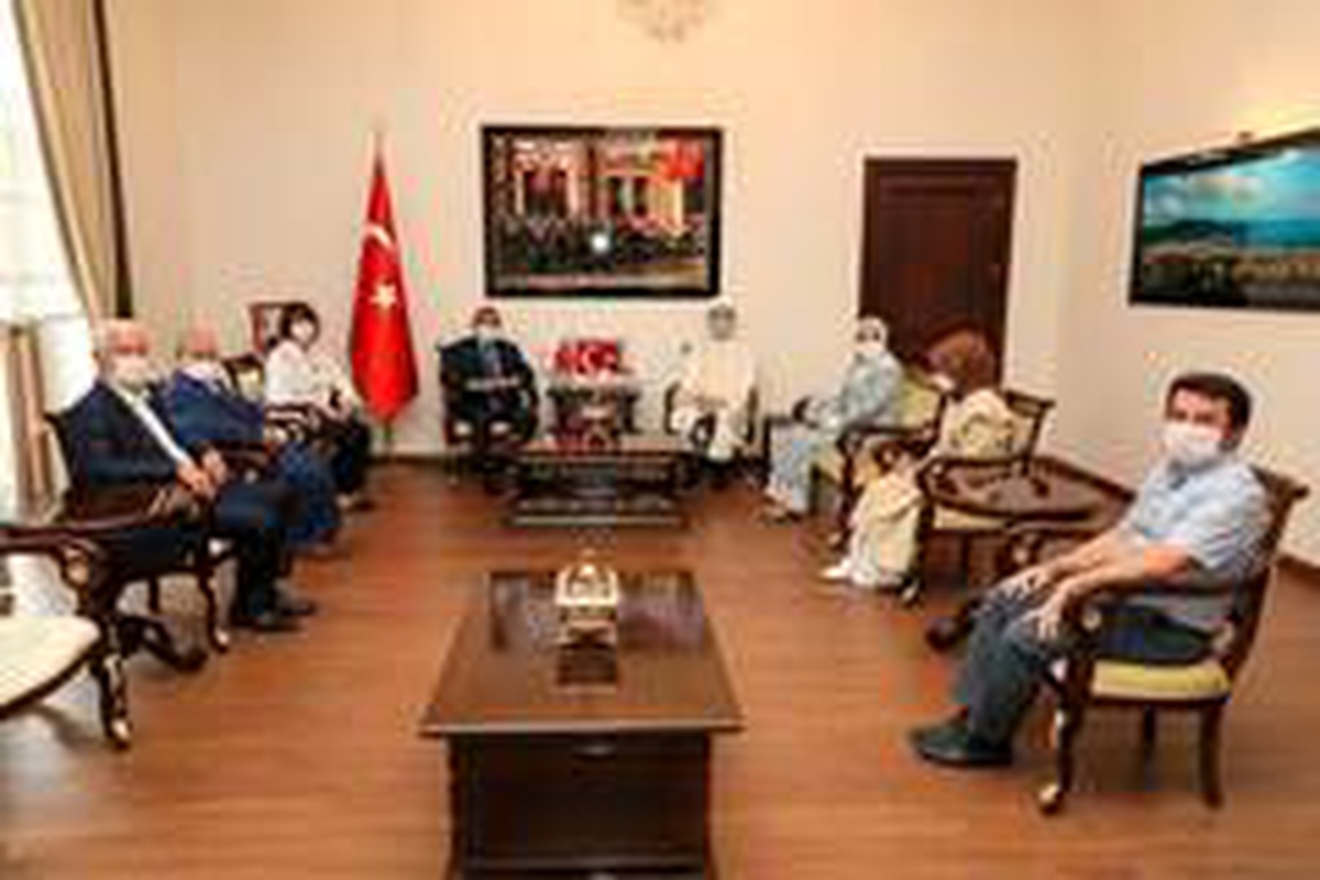 Diyanet İşleri Başkanı Erbaş, Vali Sonel\'i ziyaret etti