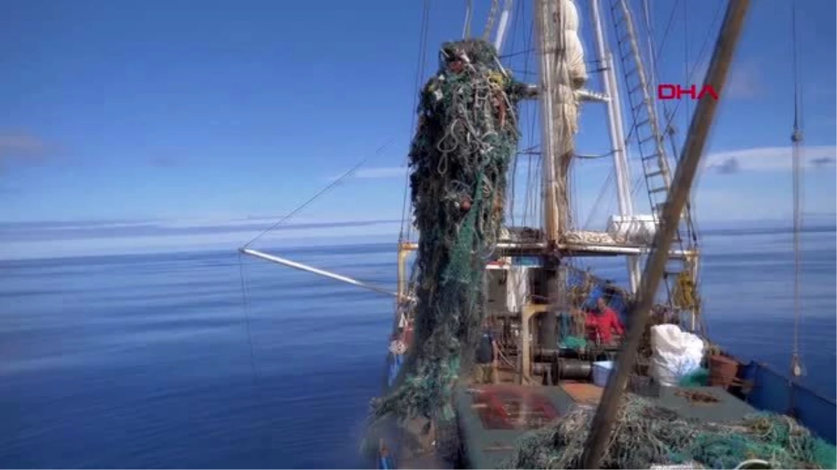 Kaliforniya ve Hawaii açıklarında 103 ton plastik toplandı