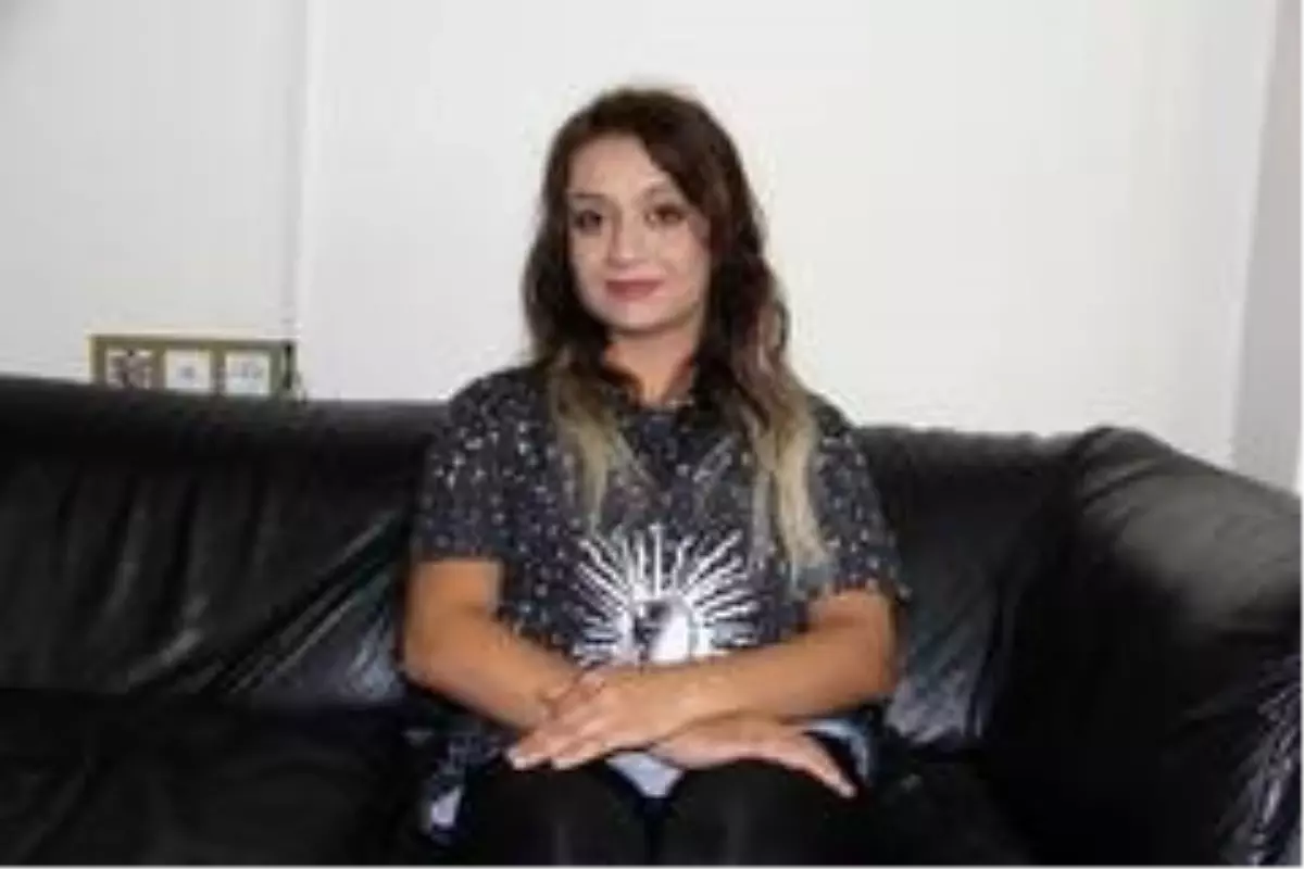 Oyunculuk hayaliyle evden kaçan genç kızın başına gelmeyen kalmadı! Sokaklarda kaldı, taciz edildi, bıçaklandı