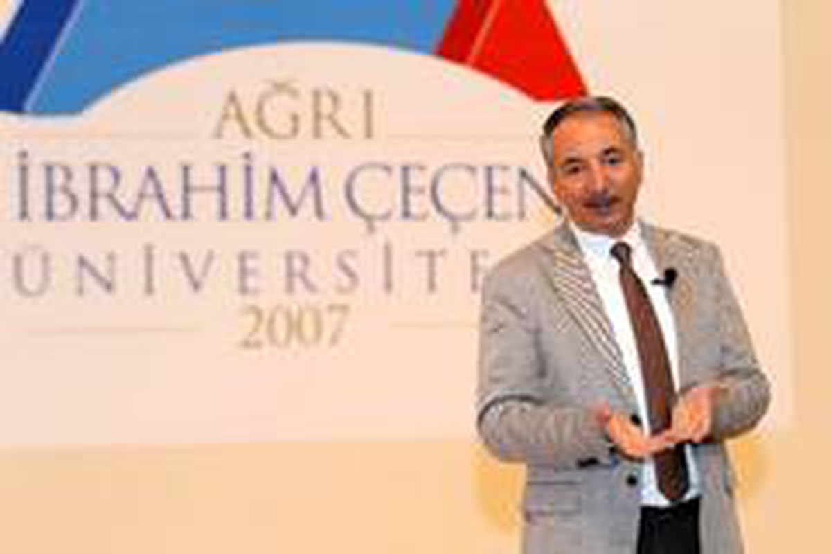 AİÇÜ Rektörü Karabulut, "Ağrı bir sağlık kenti olacak"