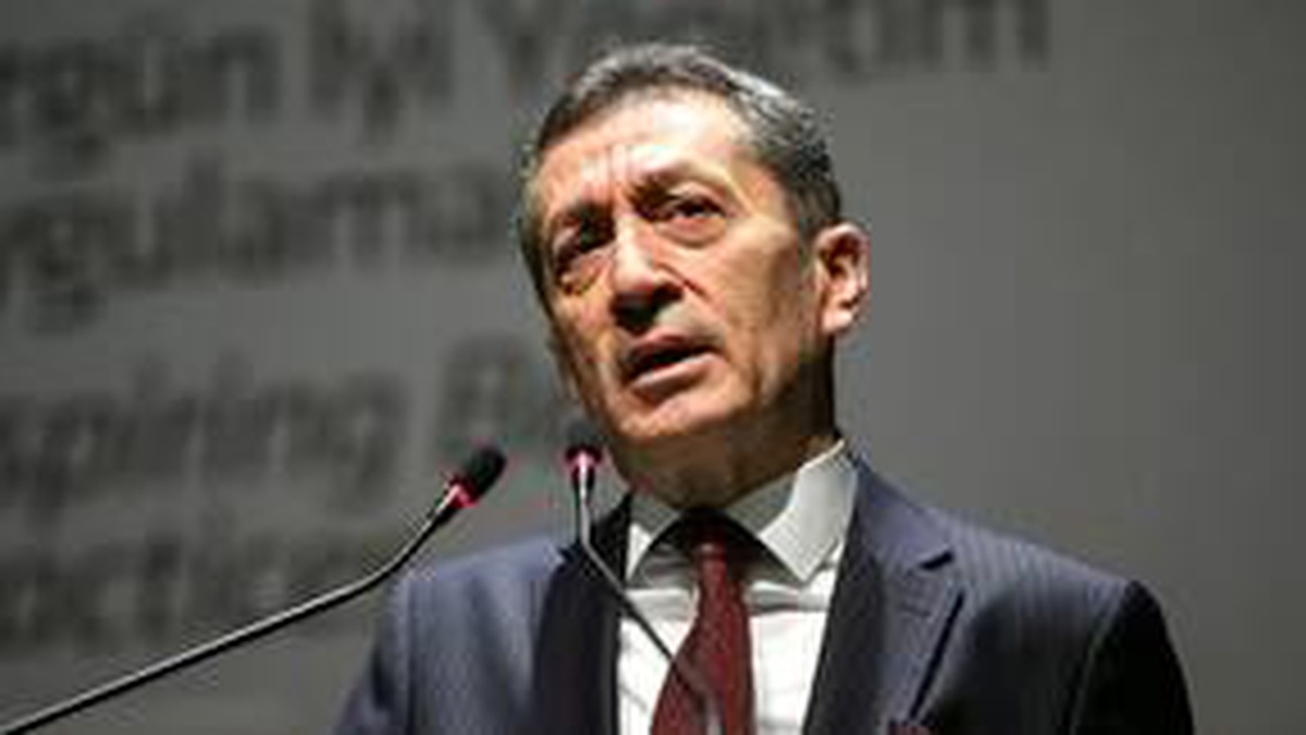 Bakan Selçuk Açıkladı: Okulların Açılış Tarihi Ertelenecek mi?