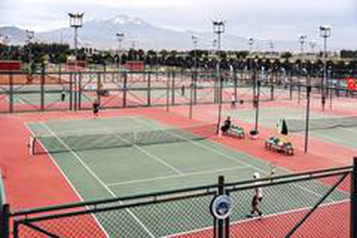 Büyükşehir\'den 15 Temmuz\'un anısına tenis turnuvası