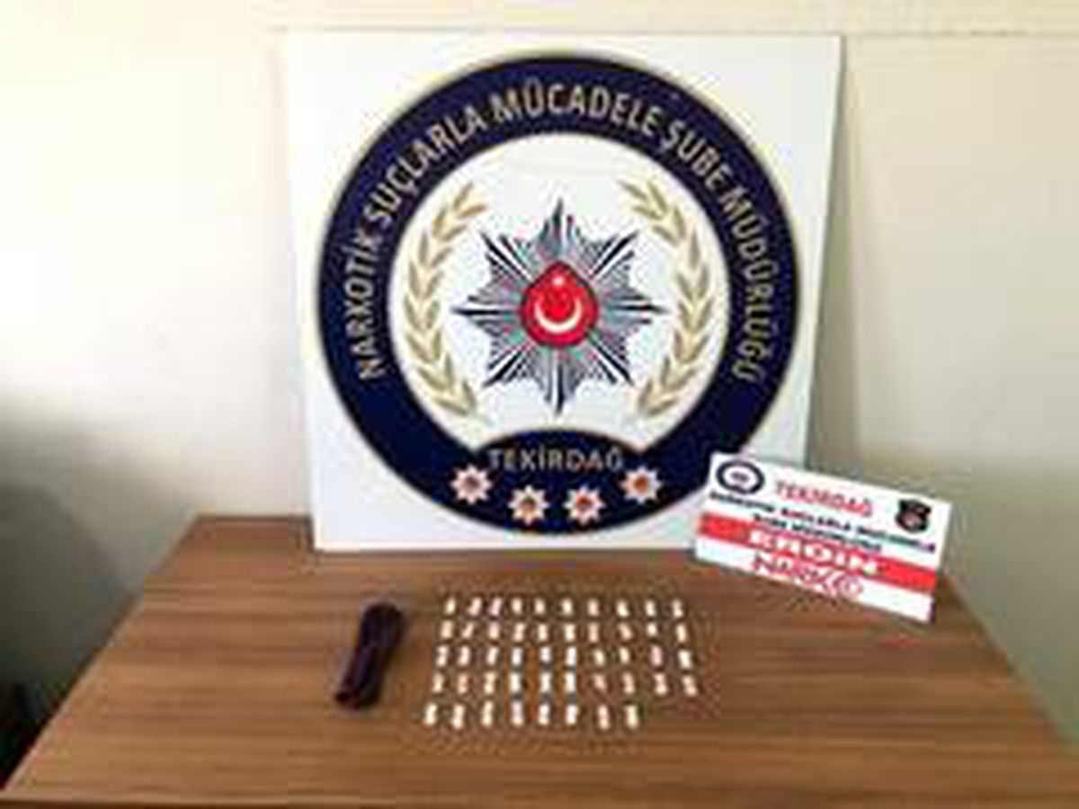 Çoraptan uyuşturucu çıktı