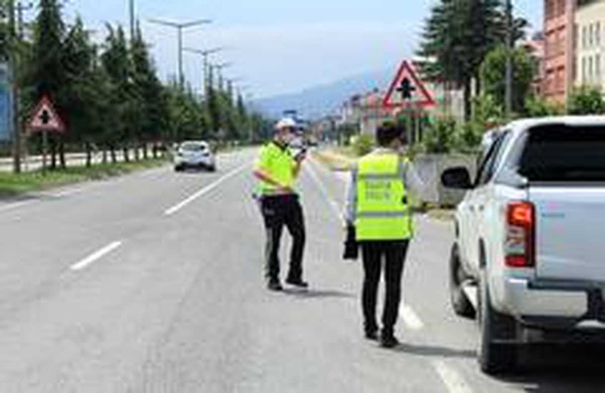 Bir haftada 10 binden fazla araç denetlendi