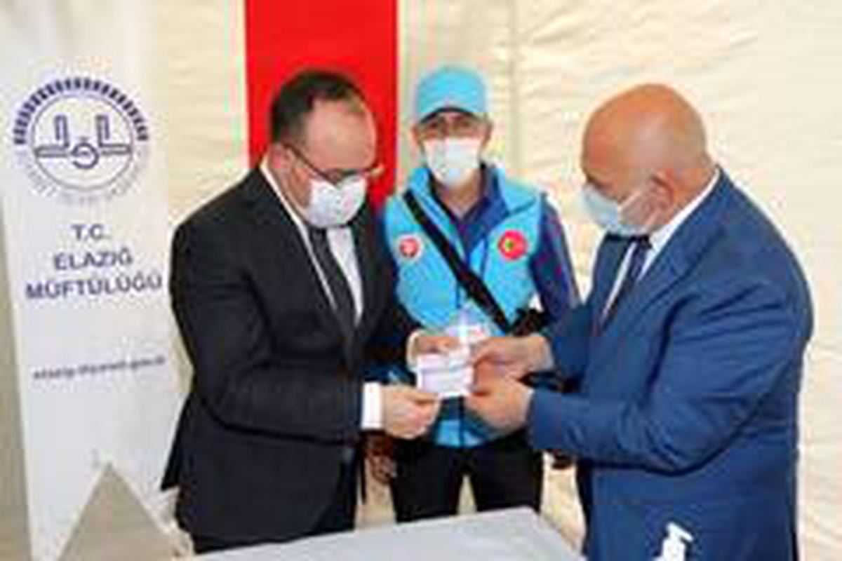Elazığ Valisi Yırık, kurban bağışında bulundu
