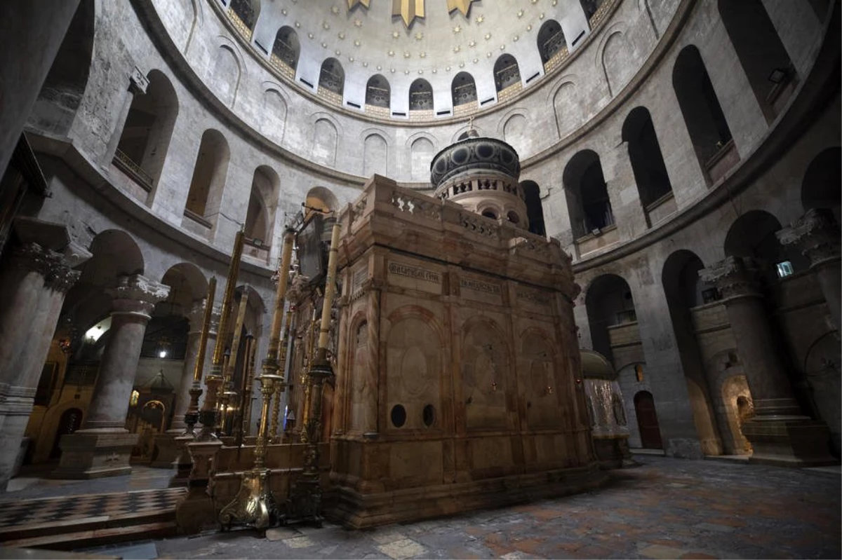 Kudüs\'teki Kıyamet Kilisesi yeniden ibadete kapatıldı