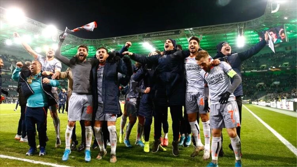 Son Dakika: Medipol Başakşehir Kopenhag\'ı elerse, UEFA Avrupa Ligi çeyrek finalinde LASK Linz-Manchester United maçının galibiyle oynayacak