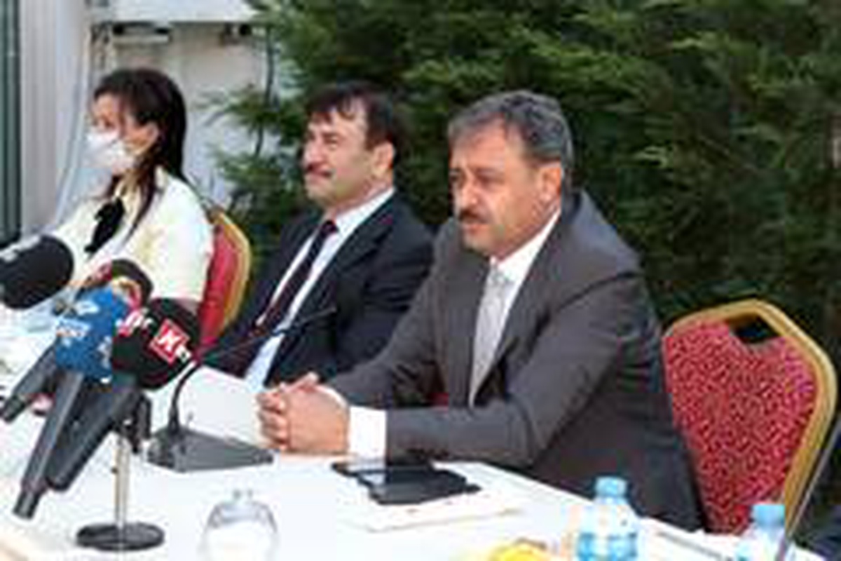 Vali Hasan Şıldak, Susurluk\'taki kaza hakkında bilgilendirmede bulundu