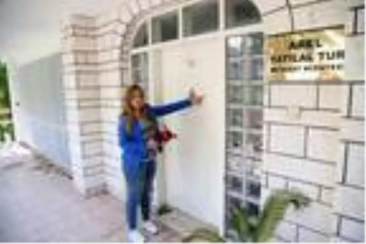 Yüzlerce tatilciyi dolandıran şirket ofisi boşaltılmış